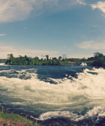 Wasserfall mitten in der Natur