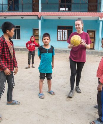Dorf-Projekt mit sehbeeinträchtigten Kindern NEPAL – Bild 5