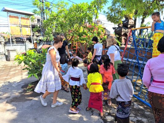 Sozialarbeit & Unterrichten BALI