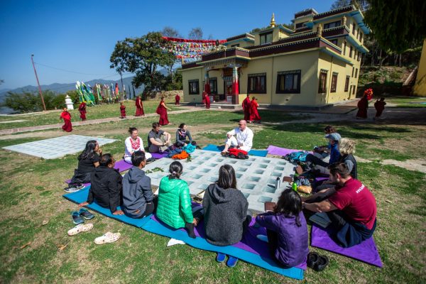 In sich kehren im Kloster in Nepal