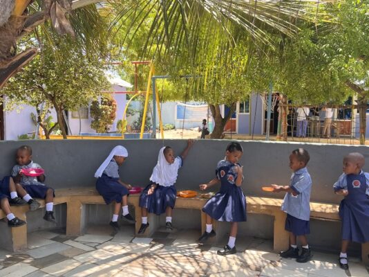 Sozialarbeit & Unterrichten auf  SANSIBAR